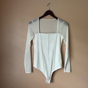 Abercrombie & Fitch long sleeve mesh sleeve bodysuit - Size M